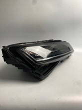 Load image into Gallery viewer, Frontscheinwerfer Skoda Superb III 3V1941016D LED Rechts Scheinwerfer Headlight