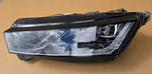 Laden Sie das Bild in den Galerie-Viewer, Frontscheinwerfer Skoda Octavia I 5E4941015A Links Scheinwerfer Headlight SCH7000294165wo
