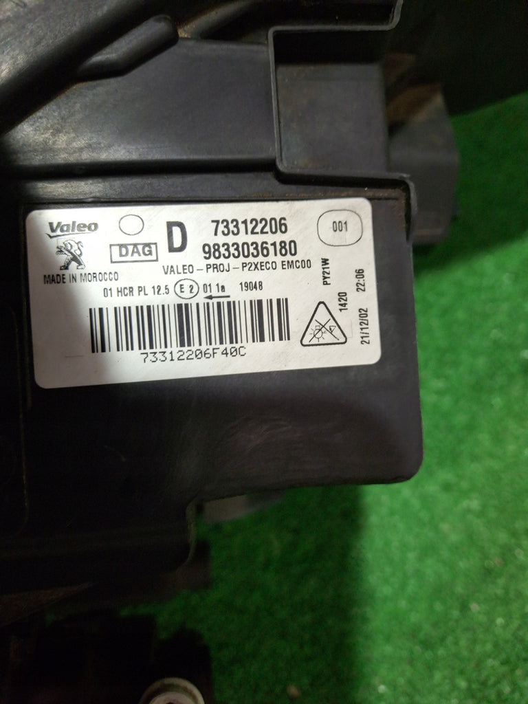 Frontscheinwerfer Peugeot 208 II 9833036180TM LED Rechts Scheinwerfer Headlight SCH8261364856ud