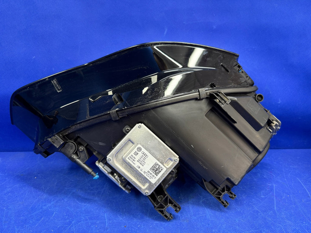 Frontscheinwerfer Audi A5 8T0941005C Xenon Ein Stück (Rechts oder Links)