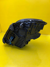 Laden Sie das Bild in den Galerie-Viewer, Frontscheinwerfer Mercedes-Benz W206 A2069062104 LED Links Headlight SCH5554853025jy