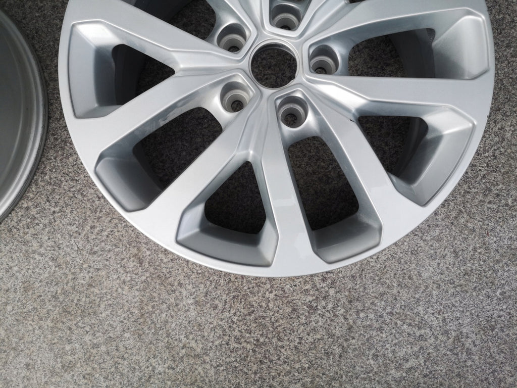 1x Alufelge 17 Zoll 7.0" 5x114.3 40ET 403008177R Renault Megane 1 Rim Wheel FEL4797981973fd