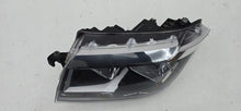 Laden Sie das Bild in den Galerie-Viewer, Frontscheinwerfer VW Crafter 7C1941005 Links Scheinwerfer Headlight SCH2924774310vq