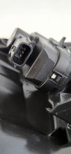 Laden Sie das Bild in den Galerie-Viewer, Frontscheinwerfer Toyota Yaris 2019- Full LED Links Scheinwerfer Headlight SCH6755629216jw