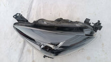 Laden Sie das Bild in den Galerie-Viewer, Frontscheinwerfer Mazda 2 D43N-51030 Full LED Rechts Scheinwerfer Headlight