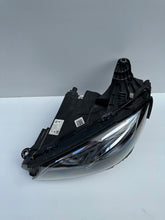 Laden Sie das Bild in den Galerie-Viewer, Frontscheinwerfer Mercedes-Benz W213 A2139067506 Xenon Links Headlight SCH7912770071ph