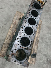Laden Sie das Bild in den Galerie-Viewer, Motorblock Volvo D13*581054* Diesel Unkomplett MOT7534964925ye