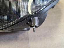 Laden Sie das Bild in den Galerie-Viewer, Frontscheinwerfer Ford Focus JX7B13W030AE Ein Stück (Rechts oder Links) SCH3091603272qh