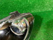 Laden Sie das Bild in den Galerie-Viewer, Frontscheinwerfer VW Touran 1T1941005C Links Scheinwerfer Headlight SCH7732768620al