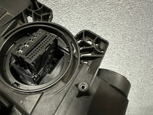 Laden Sie das Bild in den Galerie-Viewer, Frontscheinwerfer Porsche Taycan 9J1941031D- LED Links Scheinwerfer Headlight SCH4161733776bc