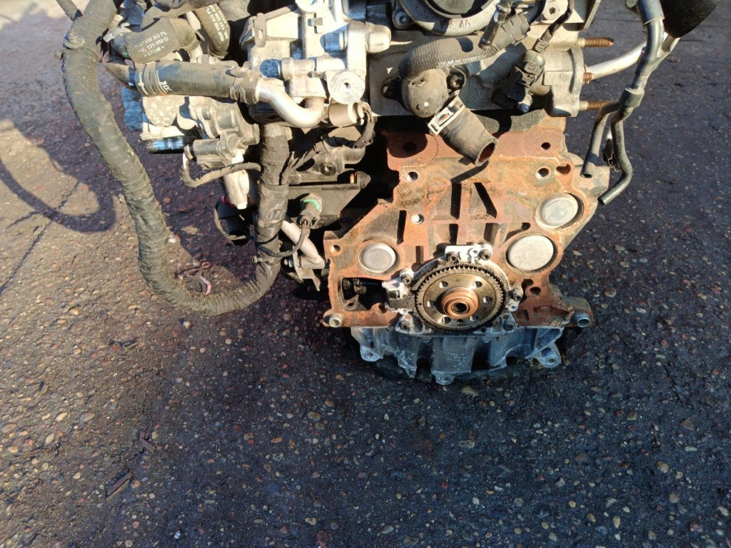 Motor VW Passat B8 CRLB 2.0 TDI 150PS 110kW 2015 Diesel Engine Komplett