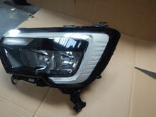 Laden Sie das Bild in den Galerie-Viewer, Frontscheinwerfer Renault Master I 260607867R Links Scheinwerfer Headlight SCH8617274616az