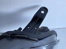 Load image into Gallery viewer, Frontscheinwerfer Toyota Yaris ARO15731 Links Scheinwerfer Headlight SCH6990425569da