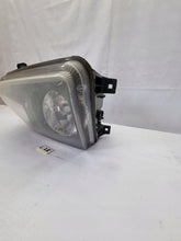 Load image into Gallery viewer, Frontscheinwerfer VW Crafter Rechts Scheinwerfer Headlight SCH8970671733xm
