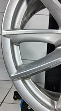 Load image into Gallery viewer, 1x Alufelge 18 Zoll 8.5" 5x112 44ET Glanz Silber 6880684 BMW G05 Rim Wheel FEL7896166599oa