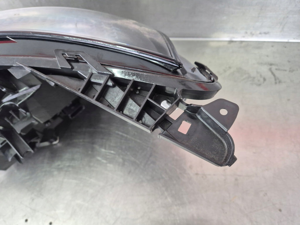 Frontscheinwerfer Renault Clio I 5 V 260103507R Rechts Scheinwerfer Headlight SCH9201951312op