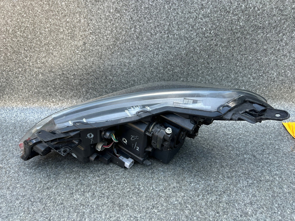 Frontscheinwerfer Toyota Yaris Rechts Scheinwerfer Headlight SCH6255119249fm