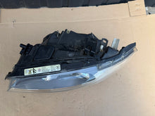 Laden Sie das Bild in den Galerie-Viewer, Frontscheinwerfer BMW E87 7181281-03 Xenon Links Scheinwerfer Headlight SCH9987746105eu
