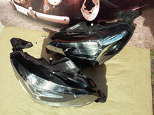 Laden Sie das Bild in den Galerie-Viewer, Frontscheinwerfer Peugeot 208 Ein Stück (Rechts oder Links) Headlight SCH3040211056po