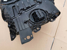 Laden Sie das Bild in den Galerie-Viewer, Frontscheinwerfer Porsche Taycan 9J1941032 Rechts Scheinwerfer Headlight SCH8005009231jr