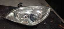 Laden Sie das Bild in den Galerie-Viewer, Frontscheinwerfer Opel Vectra C 13251941 89312431 Links Scheinwerfer Headlight SCH6705310027tv