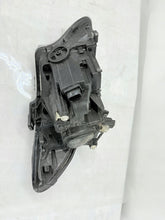 Laden Sie das Bild in den Galerie-Viewer, Frontscheinwerfer Mercedes-Benz V Class W447 A4479064600 Links Headlight