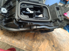 Laden Sie das Bild in den Galerie-Viewer, Frontscheinwerfer Mercedes-Benz W213 A2139069608 LED Rechts Headlight SCH1455089887ef