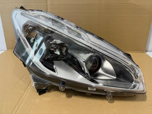 Laden Sie das Bild in den Galerie-Viewer, Frontscheinwerfer Peugeot 208 90068513 LED Rechts Scheinwerfer Headlight SCH6770598590nd