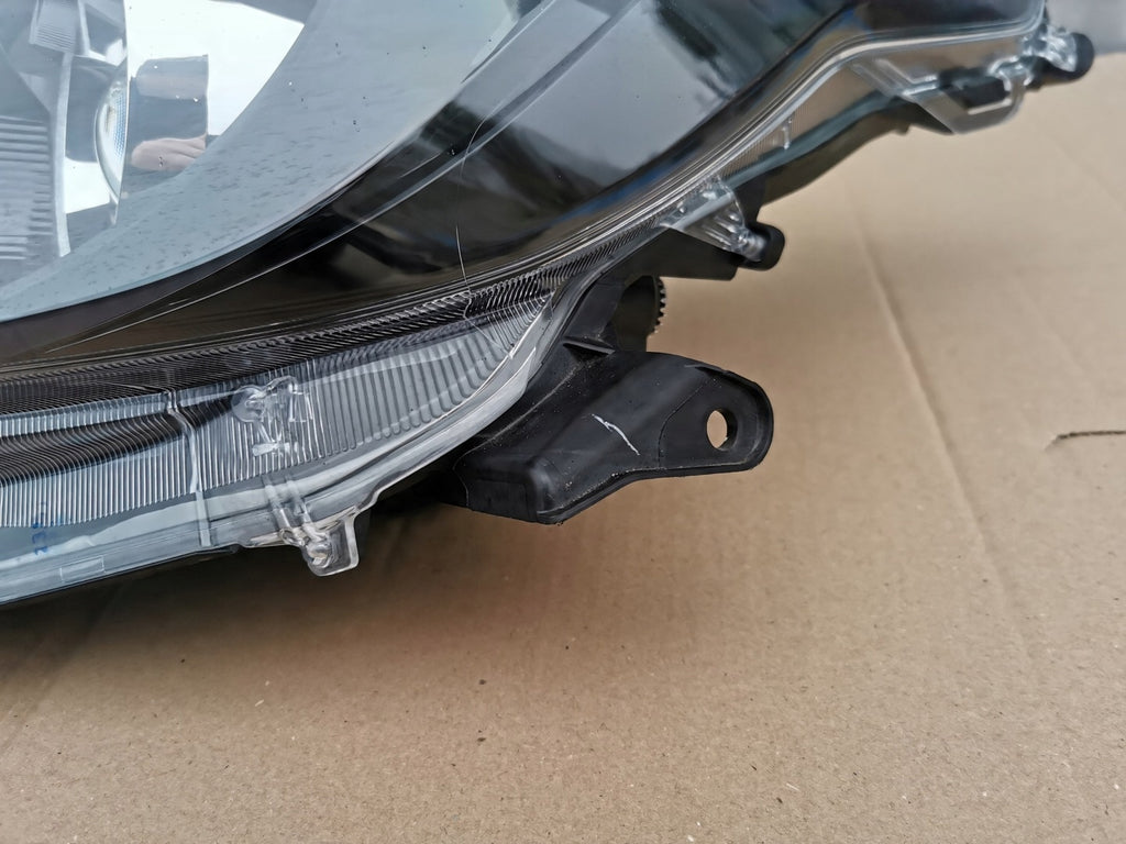 Frontscheinwerfer Toyota Yaris Links Scheinwerfer Headlight