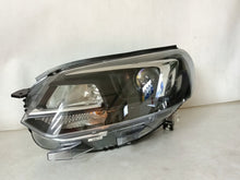 Laden Sie das Bild in den Galerie-Viewer, Frontscheinwerfer Opel Zafira C Vivaro 1656228180 Xenon Rechts oder Links