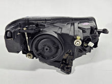 Laden Sie das Bild in den Galerie-Viewer, Frontscheinwerfer Skoda Superb III 3V1941015AA Xenon Links Headlight