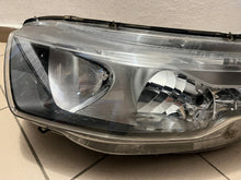 Laden Sie das Bild in den Galerie-Viewer, Frontscheinwerfer Iveco Daily IV 5801473750 Links Scheinwerfer Headlight SCH2402257834ft