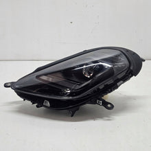 Laden Sie das Bild in den Galerie-Viewer, Frontscheinwerfer Maserati I 06701588620 Rechts Scheinwerfer Headlight SCH4632875284on