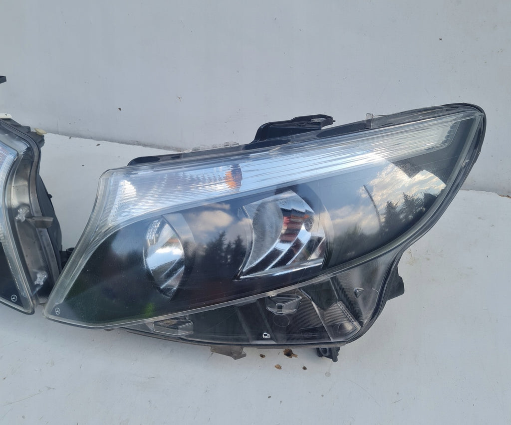 Frontscheinwerfer Mercedes-Benz Vito W447 A4479067700 A4479067800 Ein Satz