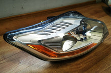 Laden Sie das Bild in den Galerie-Viewer, Frontscheinwerfer Ford Kuga 8V41-13D154-BF Xenon Rechts Scheinwerfer Headlight