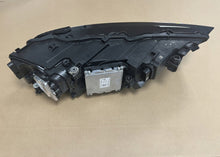 Laden Sie das Bild in den Galerie-Viewer, Frontscheinwerfer Audi Q7 4M0941033 LED Links Scheinwerfer Headlight SCH3288592965ho