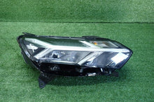 Laden Sie das Bild in den Galerie-Viewer, Frontscheinwerfer Dacia Sandero III Logan Jogger 260101940R Rechts Headlight SCH3002478788rq