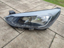 Laden Sie das Bild in den Galerie-Viewer, Frontscheinwerfer Ford Focus JX7B13W030-CE Links Scheinwerfer Headlight SCH7502022774vm