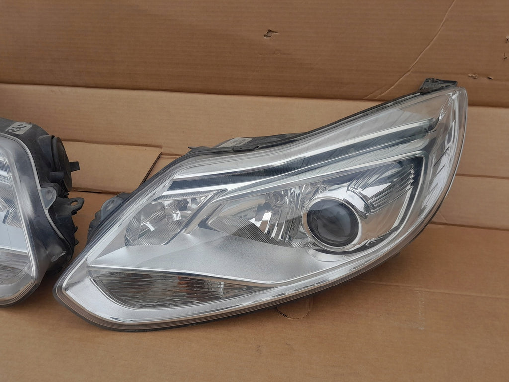 Frontscheinwerfer Ford Focus BM51-13D154-AE Xenon Ein Stück (Rechts oder Links) SCH7052739941lt