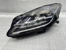 Laden Sie das Bild in den Galerie-Viewer, Frontscheinwerfer Jaguar E-Pace Links Scheinwerfer Headlight SCH3846708580fk
