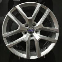 Laden Sie das Bild in den Galerie-Viewer, 4x Alufelge 18 Zoll 7.5" 5x108 55ET Glanz 31445568 Volvo V60 I S80 Rim Wheel FEL9835305627zw