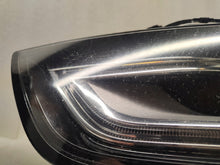 Load image into Gallery viewer, Frontscheinwerfer Audi A4 B8 8K0941031C 8K0941032C Xenon Rechts oder Links