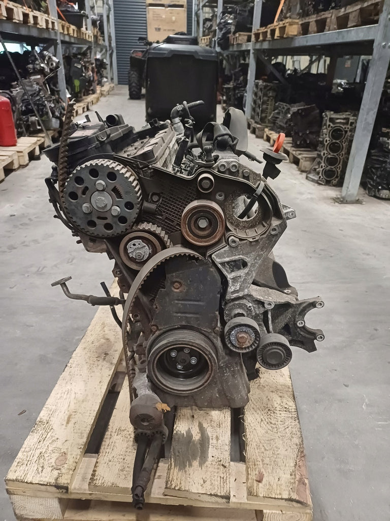 Motor Audi A5 A4 CAH 2.0 TDI 159TKm 2009 Diesel Engine Unkomplett