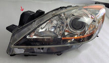 Laden Sie das Bild in den Galerie-Viewer, Frontscheinwerfer Mazda 3 BDG7-51040 Links Scheinwerfer Headlight