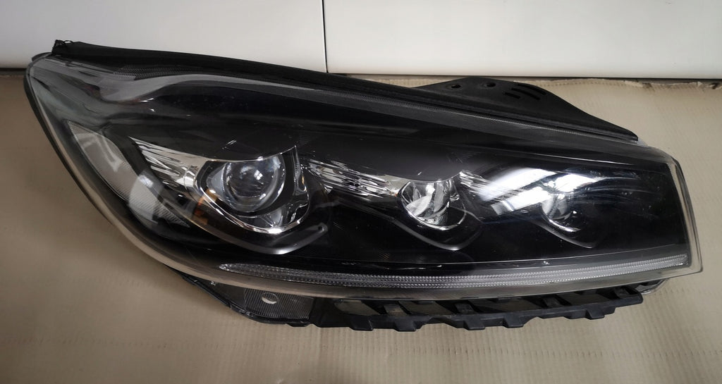 Frontscheinwerfer Kia Sorento III C5921-22210 LED Ein Stück (Rechts oder Links)