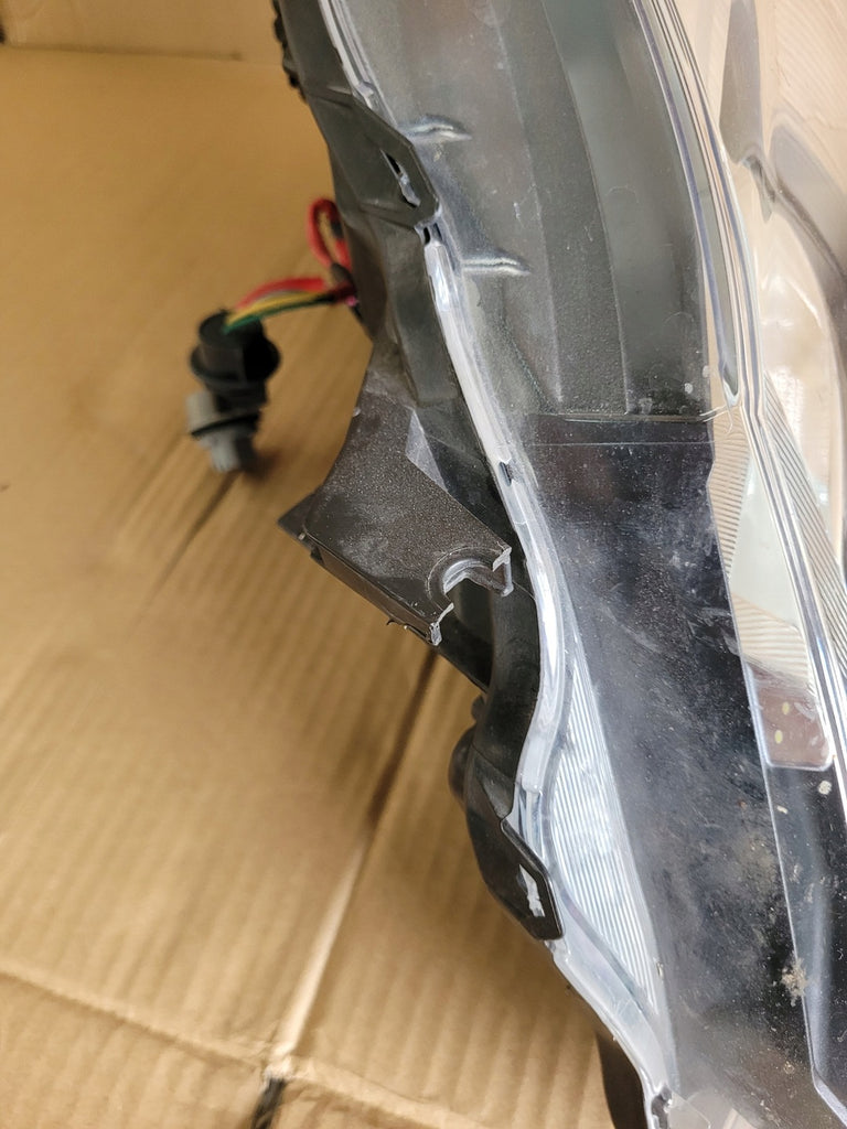 Frontscheinwerfer Toyota Yaris SPP11883 Ein Stück (Rechts oder Links) Headlight