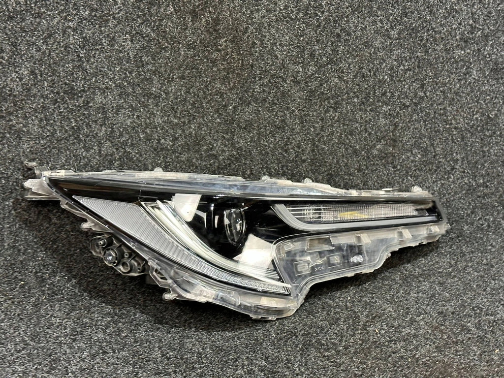 Frontscheinwerfer Toyota Corolla 81110-02S70 LED Ein Stück (Rechts oder Links)