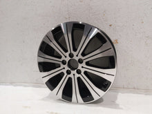 Laden Sie das Bild in den Galerie-Viewer, 1x Alufelge 18 Zoll A2434010000 Mercedes-Benz Eqa Rim Wheel FEL5620148896sr