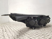 Load image into Gallery viewer, Frontscheinwerfer Kia Ceed 92101-J7050 Links Scheinwerfer Headlight SCH3238502444an