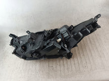 Load image into Gallery viewer, Frontscheinwerfer Toyota Yaris LED Rechts Scheinwerfer Headlight